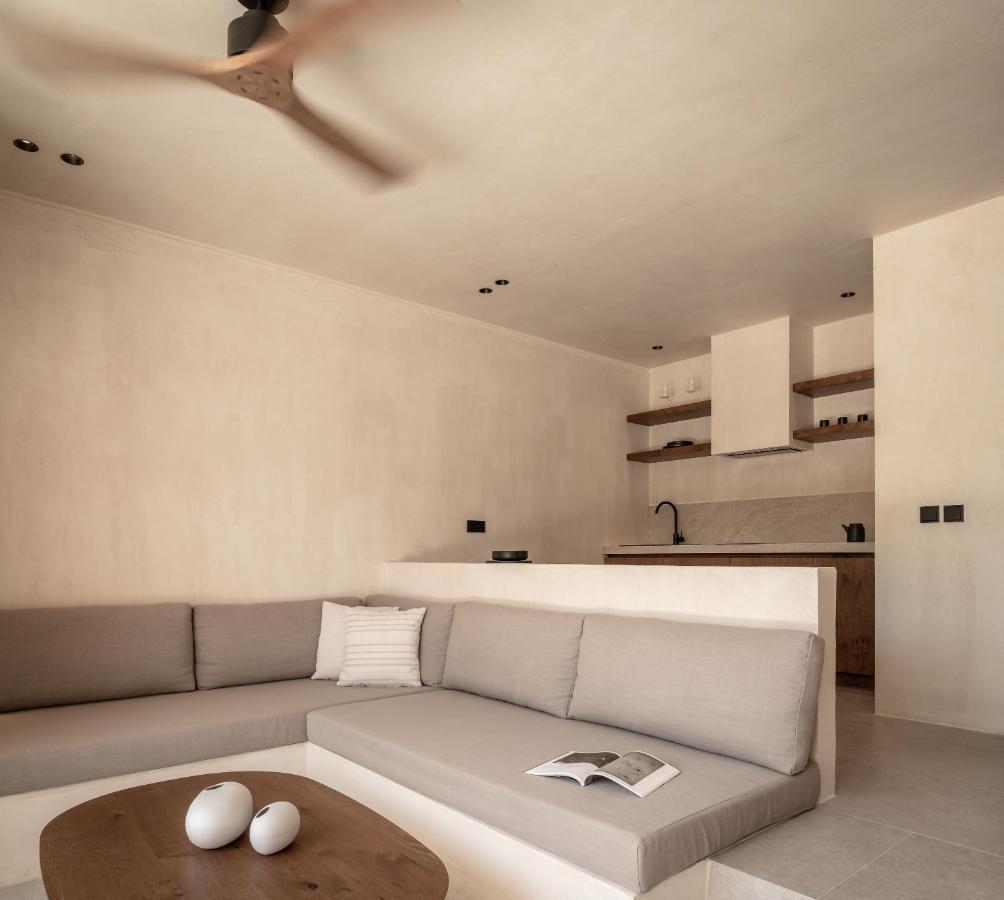 Seven Rocks Aparthotel Paliouri Exterior photo